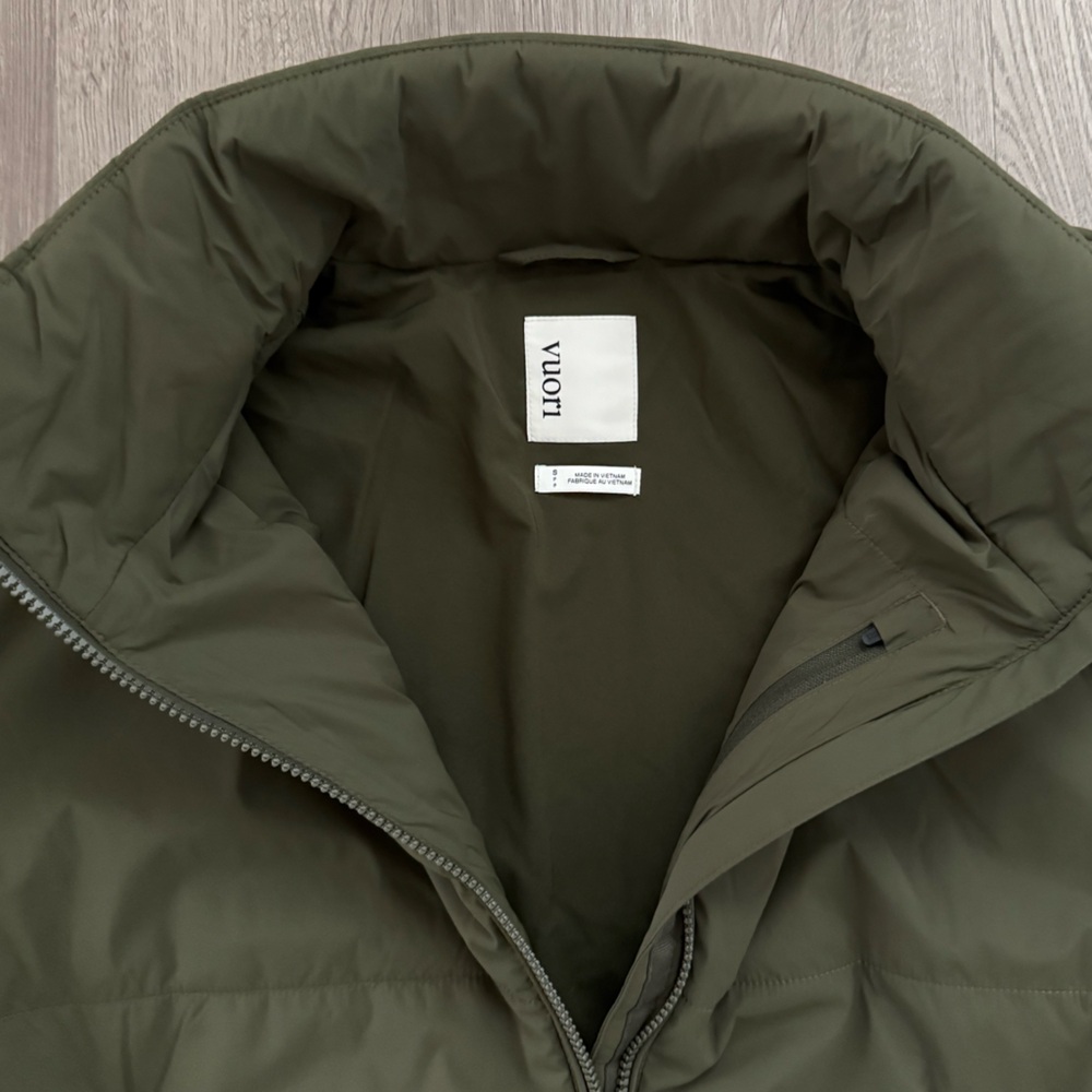 VUORI CANYON INSULATED JACKET•OLIVE•SIZE SMALL - Picture 9 of 15